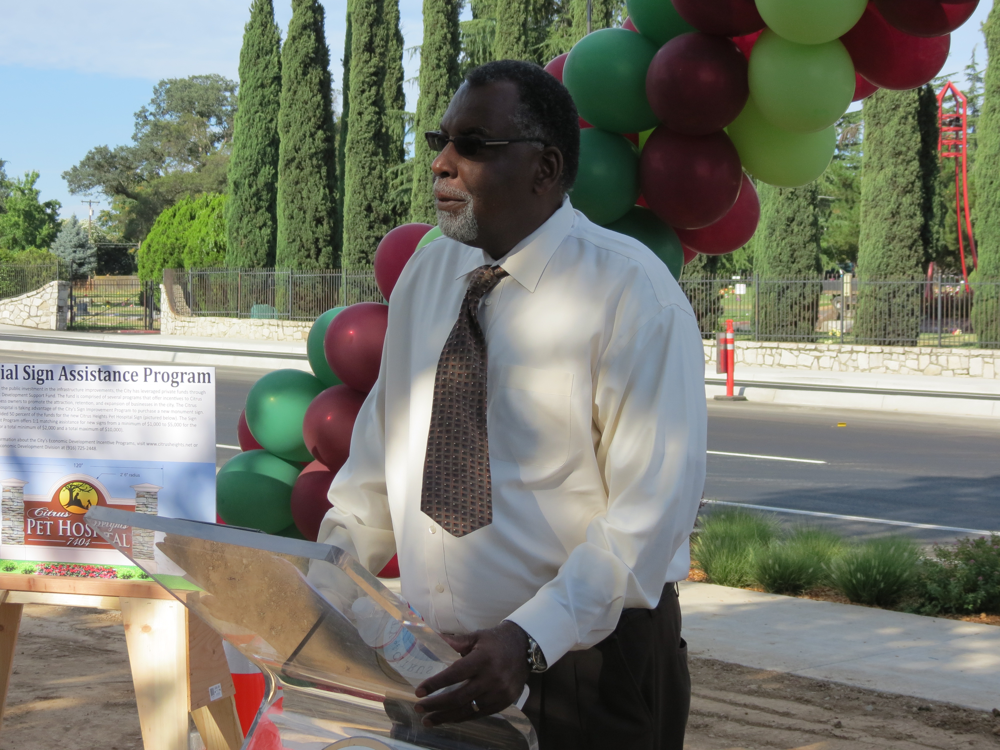 City Manager Henry Tingle speaking at the event