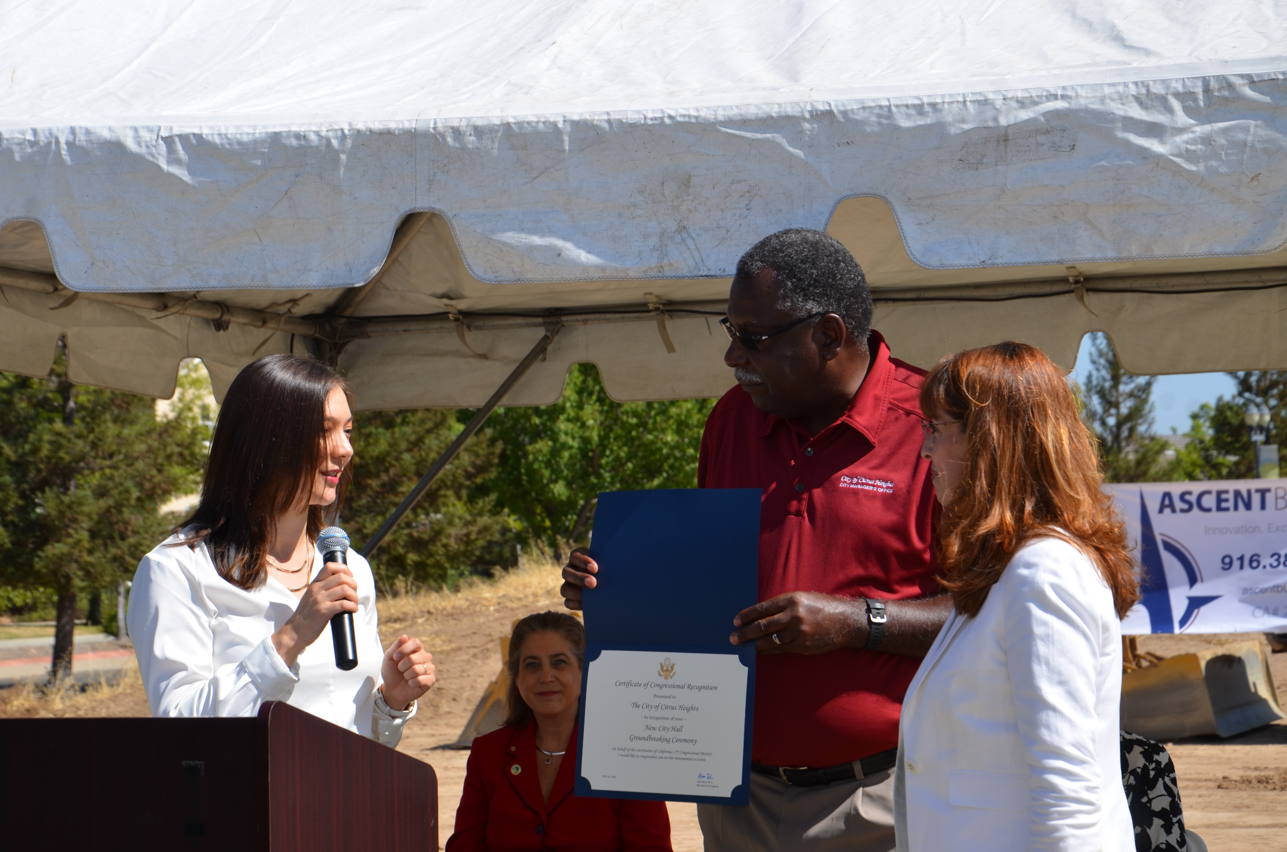 The Certificate of Congressional Recognition is presented to the City of Citrus Heights