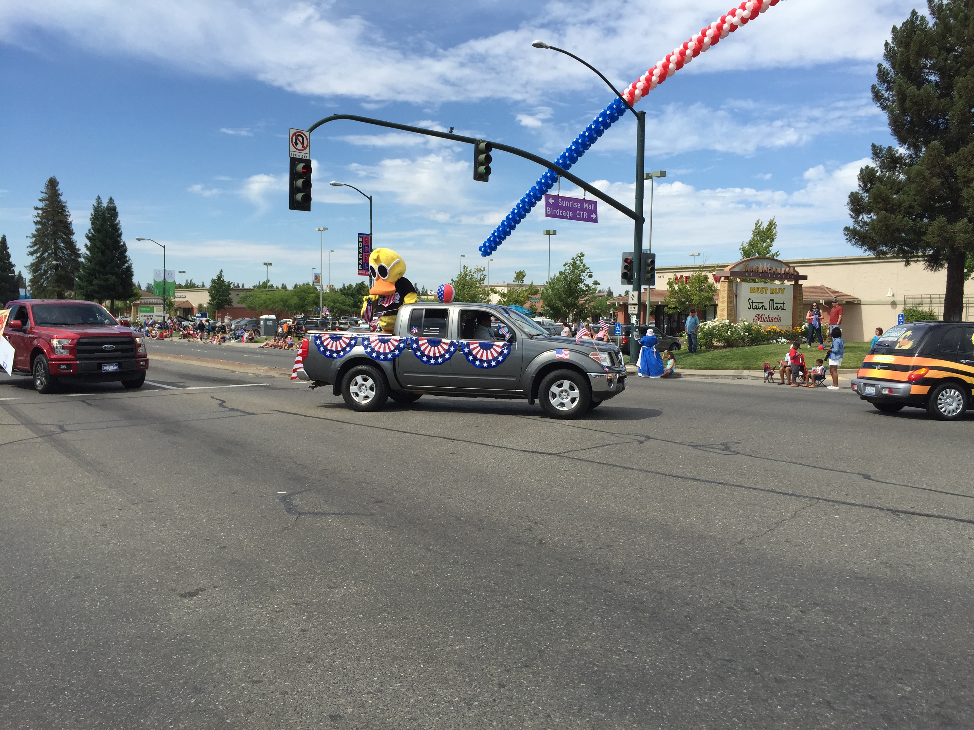 The Quick Quack Car Wash mascot